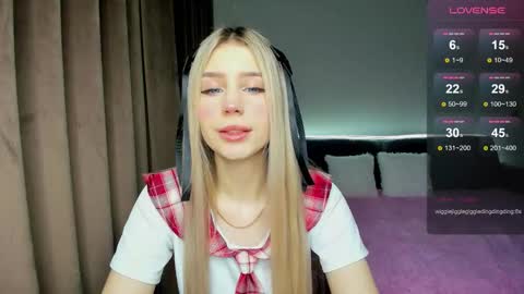 Olivia online show from 11/27/25, 07:10