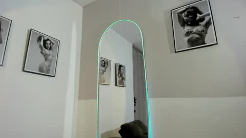 Olivia Collins online show from 06/03/26, 02:33