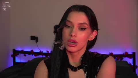 Olivia Faye online show from 12/18/25, 06:03