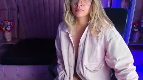  OLIVIA  online show from 01/29/25, 07:46