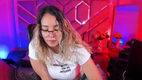  OLIVIA  online show from 01/19/26, 03:43