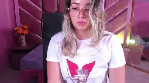  OLIVIA  online show from 04/10/26, 03:01