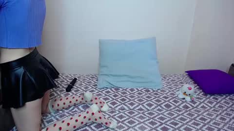 olivia_graceee online show from 02/20/25, 11:09