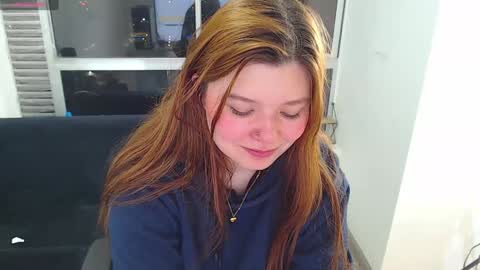 olivia_martine online show from 12/04/24, 05:16