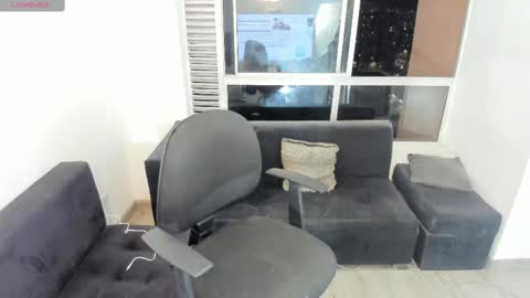 olivia_martine online show from 11/12/25, 03:40