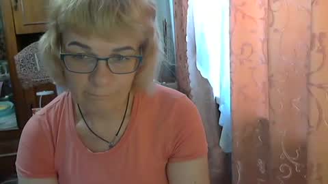 Olivia Mia online show from 06/05/26, 09:59