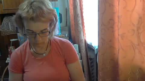 Olivia Mia online show from 06/28/26, 11:05