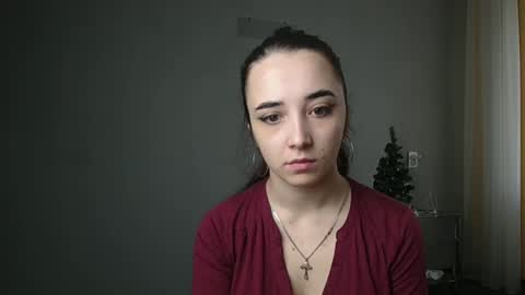 Snapshot of olivia_oliv chatting on 01/07/25, 12:31 Olivia online show from 01/07/25, 12:31