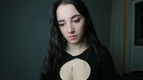 Snapshot of olivia_oliv chatting on 01/25/25, 04:57 Olivia online show from 01/25/25, 04:57