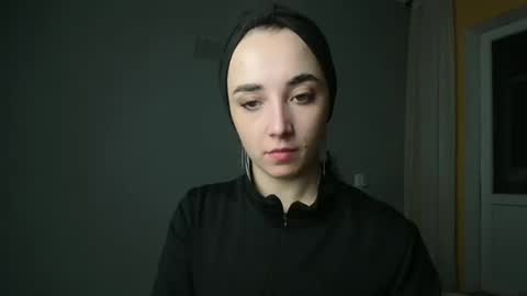 Snapshot of olivia_oliv chatting on 01/27/25, 09:00 Olivia online show from 01/27/25, 09:00