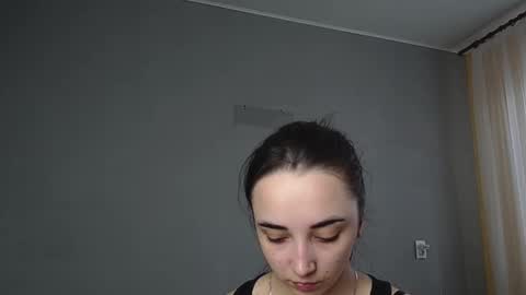 Olivia online show from 03/24/26, 09:58