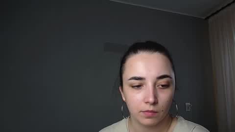 Olivia online show from 03/30/26, 09:43