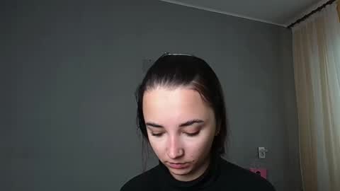 Olivia online show from 06/04/26, 10:43