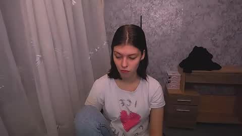 Olivia online show from 01/04/25, 04:22