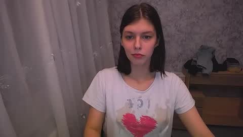 Olivia online show from 01/04/25, 10:24