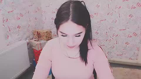 Snapshot of olivia_red_ chatting on 02/14/25, 10:49 Olivia online show from 02/14/25, 10:49