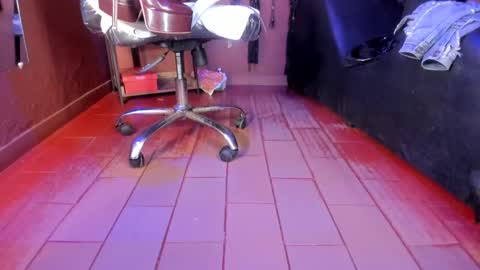   online show from 01/21/25, 01:11