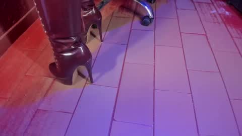   online show from 02/21/25, 01:33