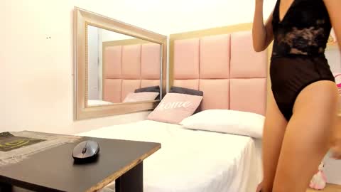 Olivia online show from 02/08/25, 07:16