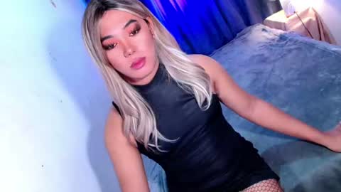 Miss OLIVIA online show from 07/11/26, 08:06