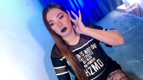 Miss OLIVIA online show from 07/22/26, 05:32