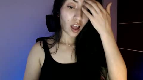 Snapshot of oliviaaa__ chatting on 09/12/25, 09:04 oliviaaa__ online show from 09/12/25, 09:04