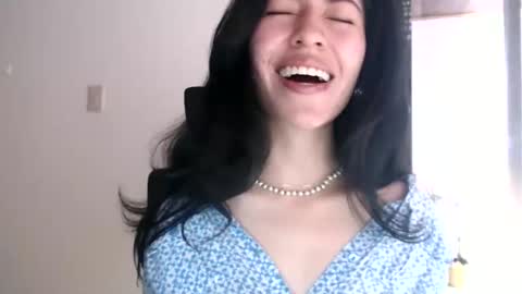 oliviaaa__ online show from 01/14/26, 04:01