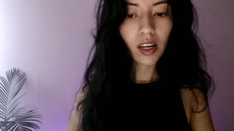 Snapshot of oliviaaa__ chatting on 05/18/26, 04:57 oliviaaa__ online show from 05/18/26, 04:57
