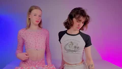 oliviaapink online show from 02/14/26, 08:16