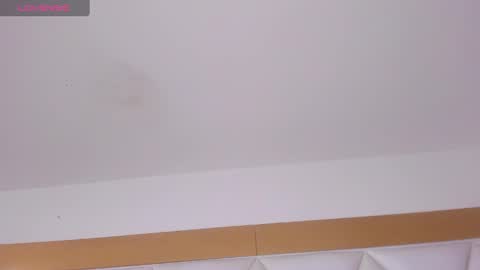 OLIVIA online show from 01/28/25, 03:25