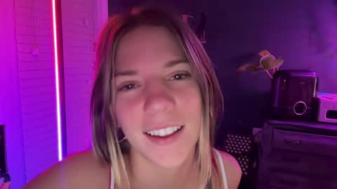 Olivia online show from 01/05/25, 09:26