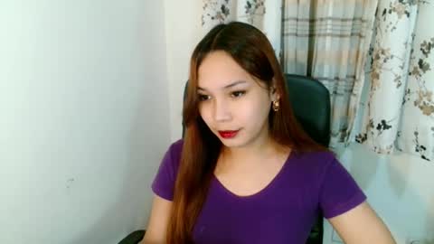 oliviahutton online show from 05/18/26, 05:19