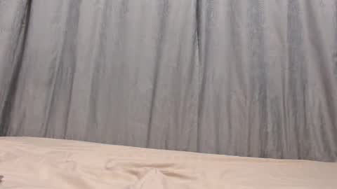 Snapshot of oliviajohnson20 chatting on 12/05/24, 03:04 oliviajohnson20 online show from 12/05/24, 03:04