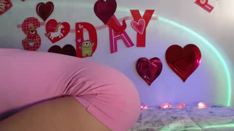 Snapshot of oliviajohnson20 chatting on 02/16/25, 12:52 oliviajohnson20 online show from 02/16/25, 12:52