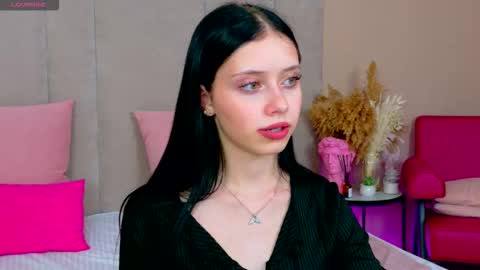 Olivia online show from 09/11/25, 05:35