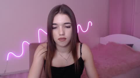 Olivia online show from 12/16/24, 04:05