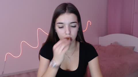 Olivia online show from 12/17/24, 05:58