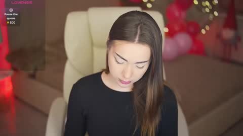 Snapshot of oliviamoore_ chatting on 02/16/26, 01:51 Olivia online show from 02/16/26, 01:51