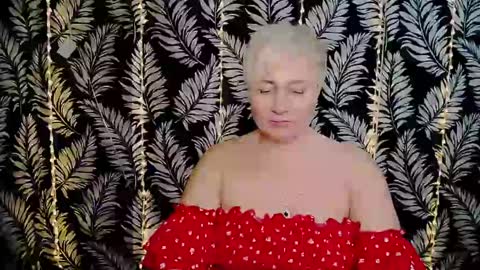 Kelly online show from 02/15/25, 03:39