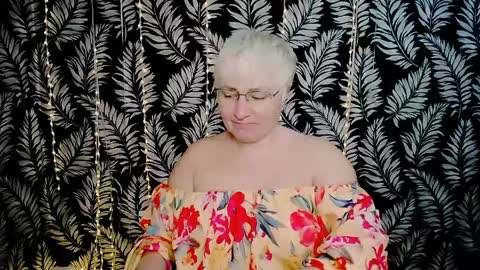 Kelly online show from 04/03/26, 09:51