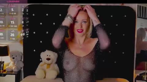 Olivia online show from 01/14/26, 10:25