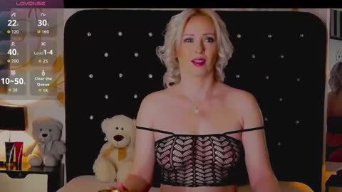 Olivia online show from 02/10/26, 09:19