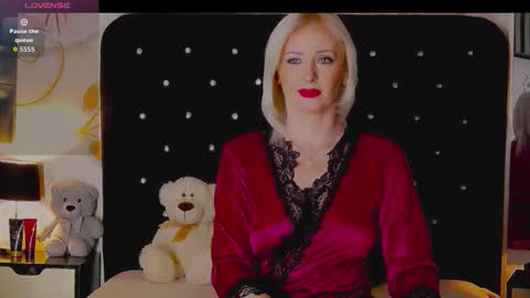 Olivia online show from 02/11/26, 09:20