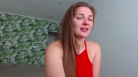 Olivia online show from 09/12/25, 04:45