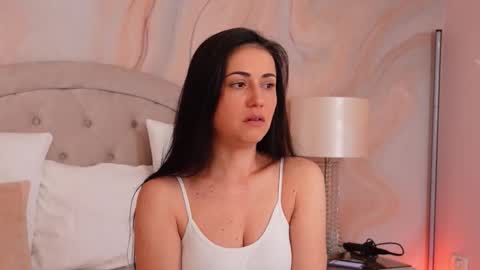 OliviaSway online show from 12/22/25, 09:56