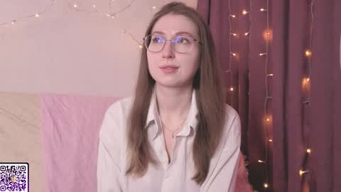 Kylie online show from 04/15/26, 07:58