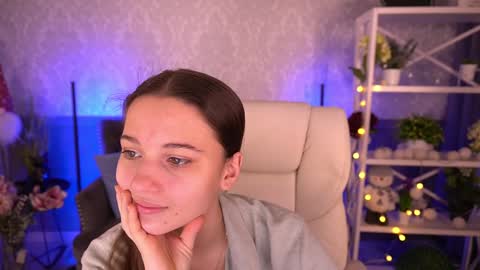 Snapshot of olivkablush chatting on 01/17/25, 06:47 Olivia online show from 01/17/25, 06:47