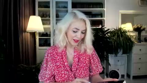 ollalla7 online show from 07/25/26, 01:19