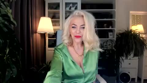 ollalla7 online show from 07/29/26, 03:43