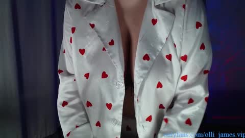 ollie_jamess online show from 02/15/25, 08:33